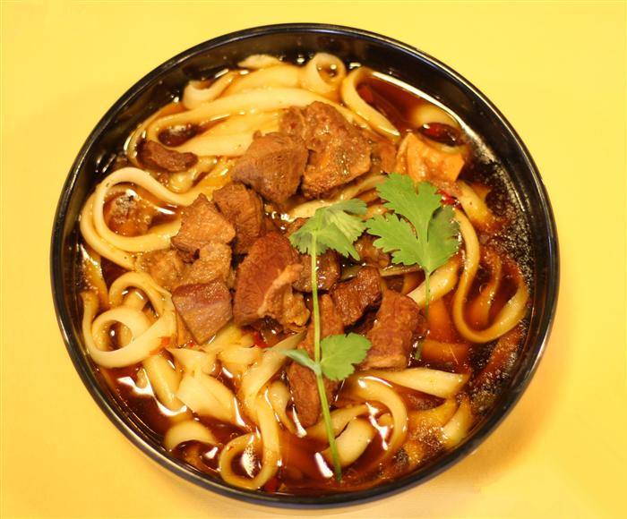 成都特色小吃培訓(xùn)-刀削面的做法 成都特色小吃培訓(xùn)-刀削面的做法