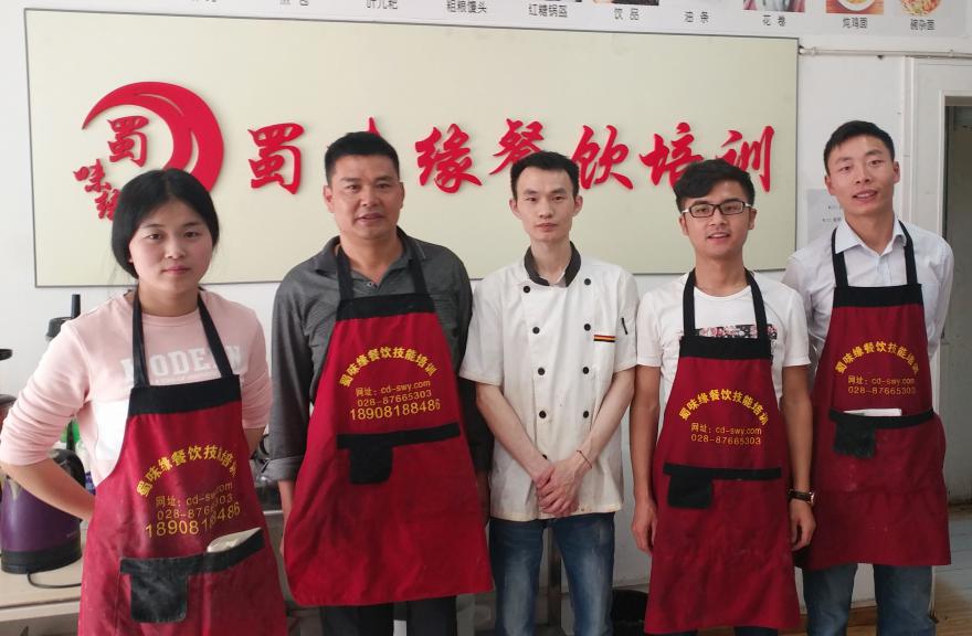 成都冒菜培訓：如何經營好一家冒菜店呢？