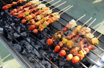 戶外旅行時(shí)的這些燒烤小技巧，學(xué)會(huì)不再愁