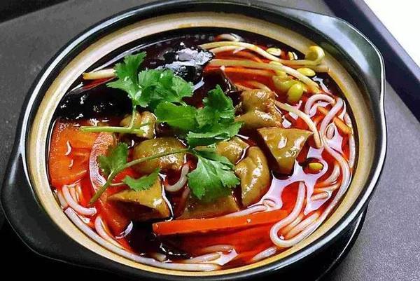 20190907170136489830.jpg 砂鍋米線1.jpg