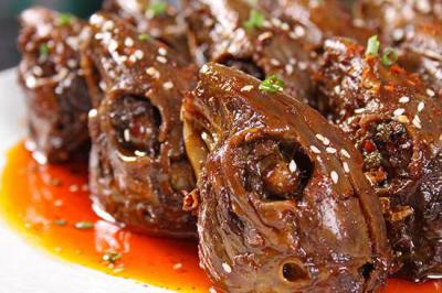 成都正宗麻辣兔頭技術(shù)培訓(xùn)哪里專(zhuān)業(yè)？兔頭鹵水的制作