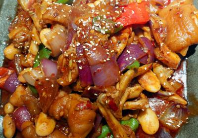 選擇干鍋技術(shù)培訓(xùn)學(xué)校哪里比較好？