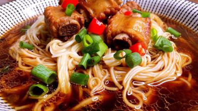 成都餐飲培訓學校排名，排骨面食技術培訓哪里正宗？