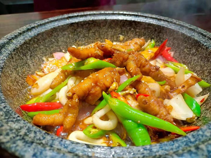 小吃技術(shù)培訓(xùn)學(xué)校在哪里啊？成都小吃技術(shù)培訓(xùn)