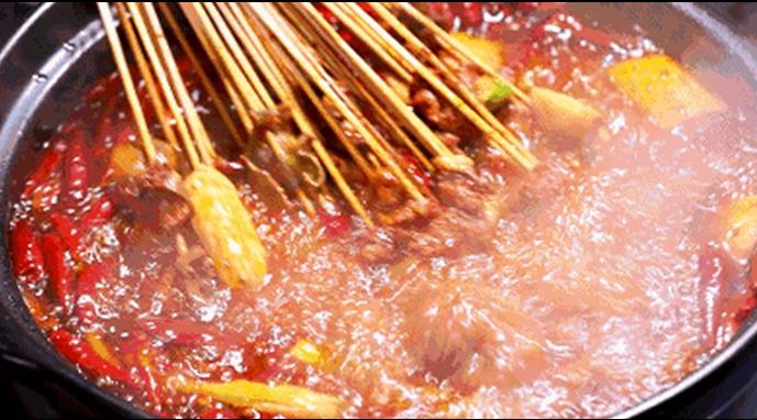 串串香培訓(xùn)一般學(xué)費(fèi)多少？成都冷鍋串串培訓(xùn)哪里好？